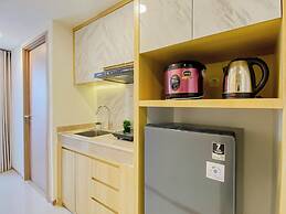 Practical 2Br For 3 Pax At Meikarta Apartment