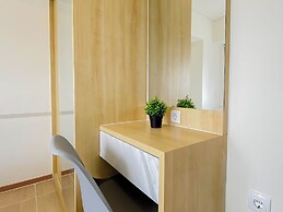 Practical 2Br For 3 Pax At Meikarta Apartment