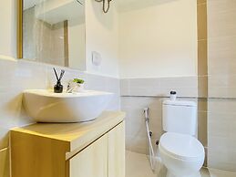 Practical 2Br For 3 Pax At Meikarta Apartment