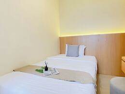 Bright And Comfy 2Br At Meikarta Apartment