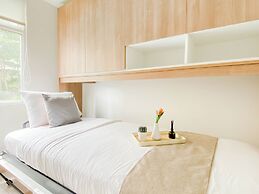 Practical 2Br For 4 Pax At Springlake Summarecon Bekasi Apartment