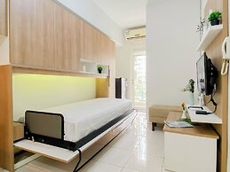 Practical 2Br For 4 Pax At Springlake Summarecon Bekasi Apartment