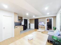 Cozy 2Br Apartment Grand Asia Afrika