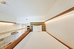 Bright And Comfortable Studio Room At Apartment Sky House Bsd