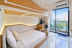 Bright And Comfortable Studio Room At Apartment Sky House Bsd