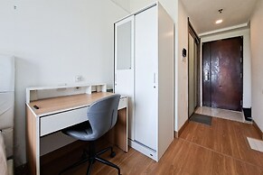 Functional And Cozy Studio At Sky House Bsd Apartment