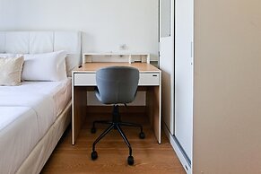 Functional And Cozy Studio At Sky House Bsd Apartment