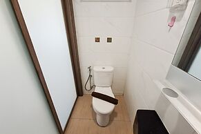 Functional And Cozy Studio At Sky House Bsd Apartment