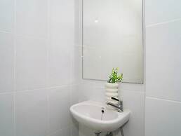Stylish And Functional 2Br Apartment At Tokyo Riverside Pik 2
