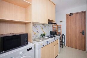 Neat Studio For 2 Pax At B Residence Grogol