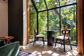 Pool Access 2Br Guru Giri Forest Cabin Villa (Include Breakfast)