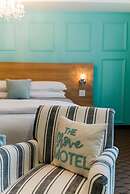 The Grove Motel