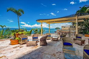 Oceanfront, 8th-floor Condo With Pool, Pool spa & Large Balcony