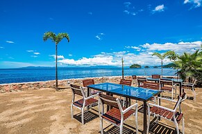 Oceanfront Condo With Rooftop Infinity Pool, Panoramic Views, Balcony,