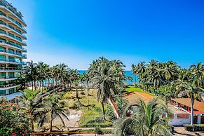 Charming Condo With Ocean-view, Pool & Balcony