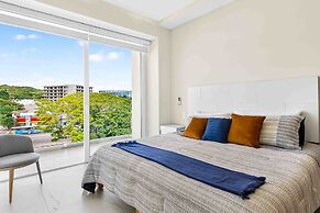 Relaxing Condo With Rooftop Pool, Oceanview Balcony & Walkable Beach A