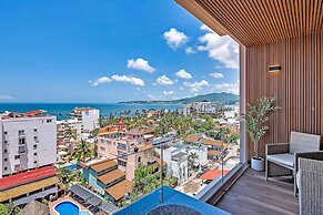 Modern Waterfront Condo With Shared Pool, Balcony, and Washer/dryer