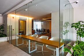 Modern Waterfront Condo With Shared Pool, Balcony, and Washer/dryer