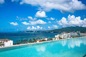 Modern Waterfront Condo With Shared Pool, Balcony, and Washer/dryer