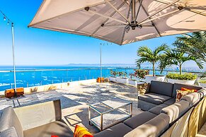 Spacious Suite With Wraparound Terrace, Rooftop Infinity Pool & Resort