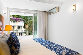 Spacious Suite With Wraparound Terrace, Rooftop Infinity Pool & Resort