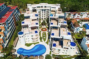 Ocean-view Condo With Resort Pool & Sundeck