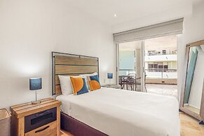 Ocean-view Condo With Resort Pool & Sundeck