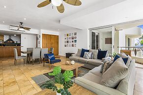 Chic Coastal Condo With Private Balcony, Pool Access & Steps to the Be