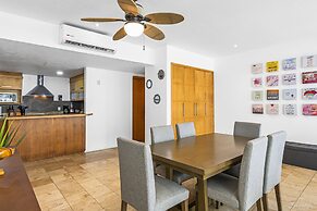 Chic Coastal Condo With Private Balcony, Pool Access & Steps to the Be