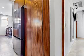 Charming Beach Apartment With Pool and Beach Access, Full Kitchen and 