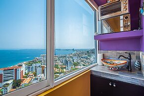 Dog-friendly Ocean View Penthouse & Studio With a Full Kitchen & Kitch