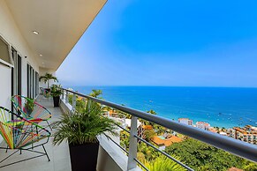 Dog-friendly Ocean View Penthouse & Studio With a Full Kitchen & Kitch