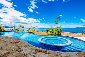 Inviting Waterfront Condo With Amazing Pool, Balcony & W/D