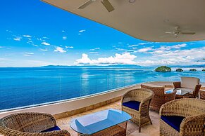 Inviting Waterfront Condo With Amazing Pool, Balcony & W/D