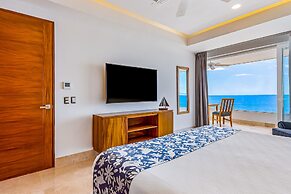 Inviting Waterfront Condo With Amazing Pool, Balcony & W/D