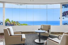 Stunning Oceanview Suite With Cliffside Infinity Pool, Terrace & Gourm