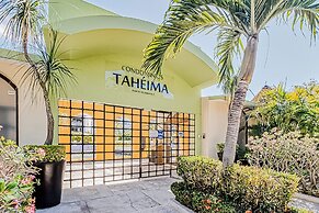 Golf Course-adjacent Getaway With Infinity Pool, Private Plunge Pool &