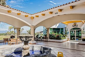 Golf Course-adjacent Getaway With Infinity Pool, Private Plunge Pool &