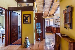 Oceanfront Condo With Pool, Balcony, Amazing Views, Washer/dryer, & Pa