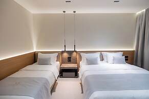 Padma Hotel