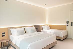 Padma Hotel