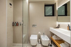 Padma Hotel