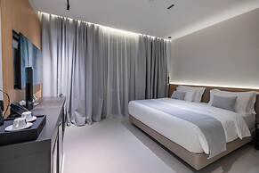 Padma Hotel