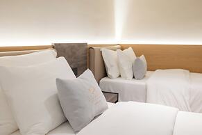 Padma Hotel