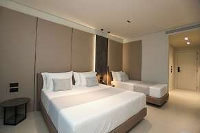 Padma Hotel
