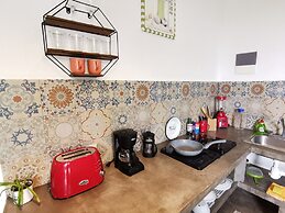 Les Suites Calle 2 by Galian