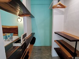 Les Suites Calle 2 by Galian
