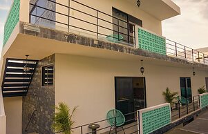 Les Suites Calle 2 by Galian