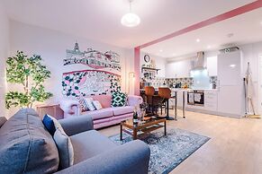 Stunning City Centre Home Perfect For Couples
