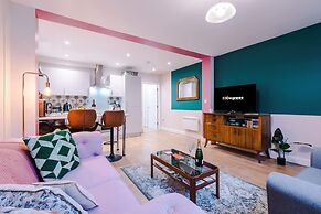 Stunning City Centre Home Perfect For Couples